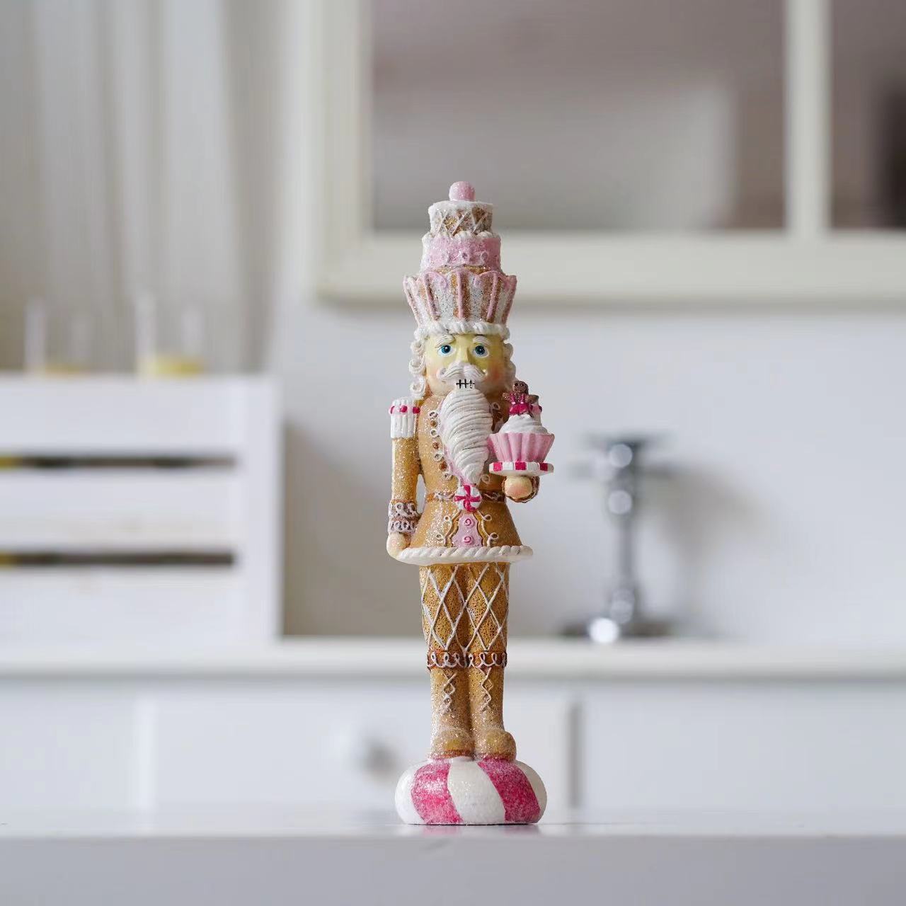 Sweet Pink Nutcracker Soldier  - Nutcracker Figurine ulasan dan harga