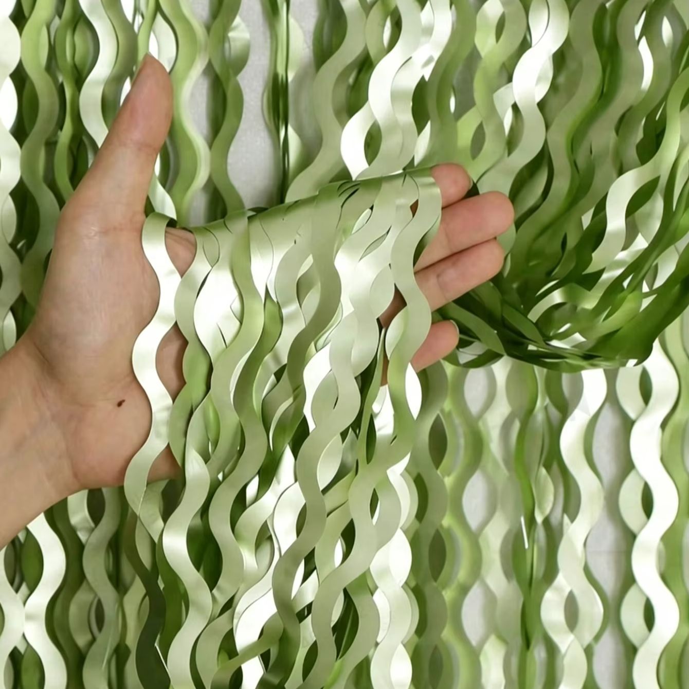 2PCS Sage Green Wavy Foil Frin - Tinsel Garland Decoration ulasan dan harga